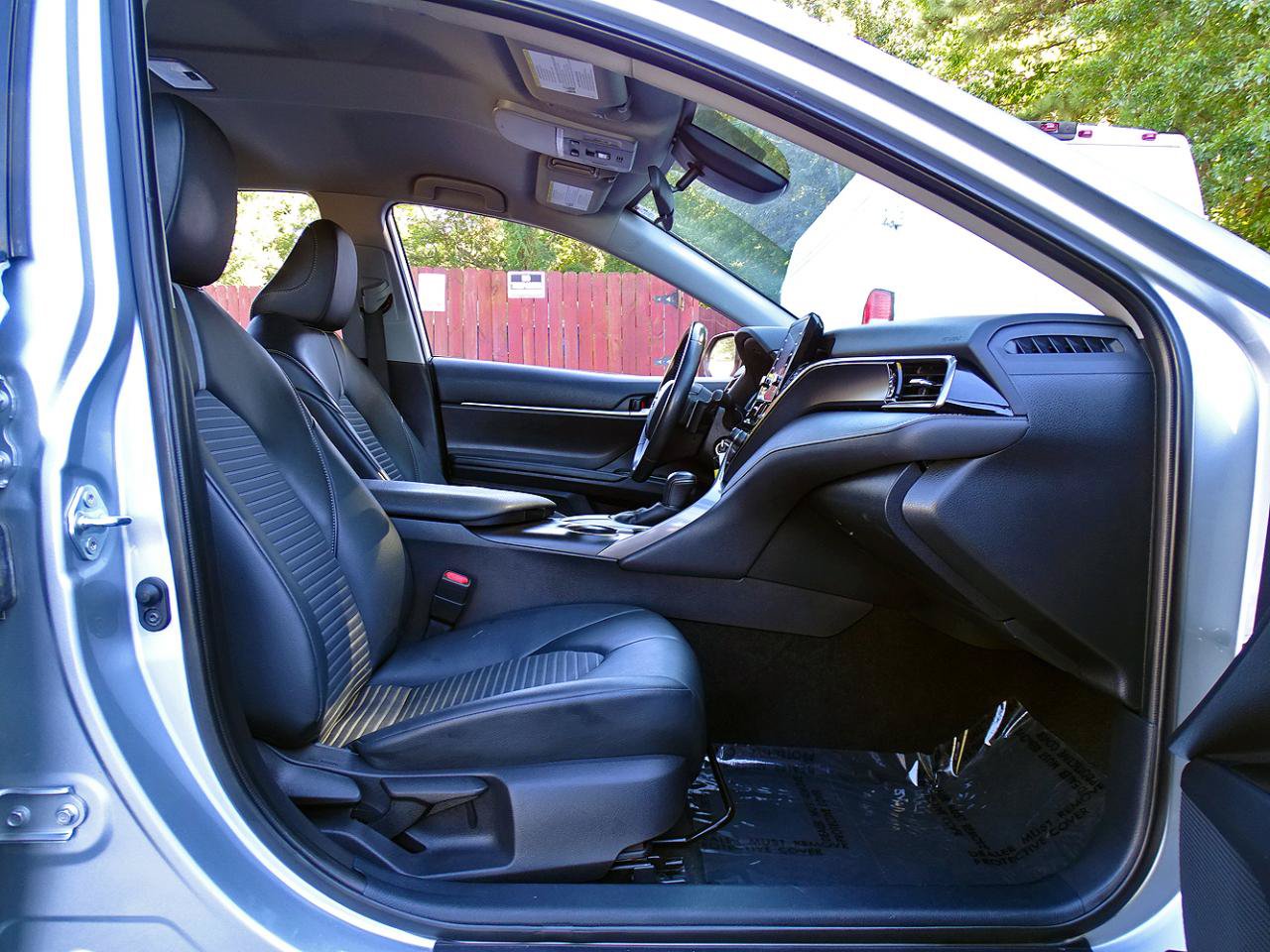 Used 2021 Toyota Camry SE FWD image 25