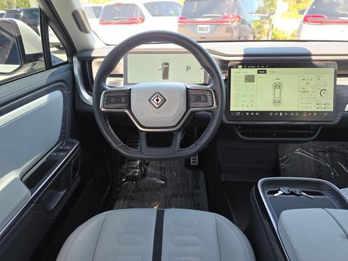 Used 2022 Rivian R1T Adventure AWD/4WD image 25