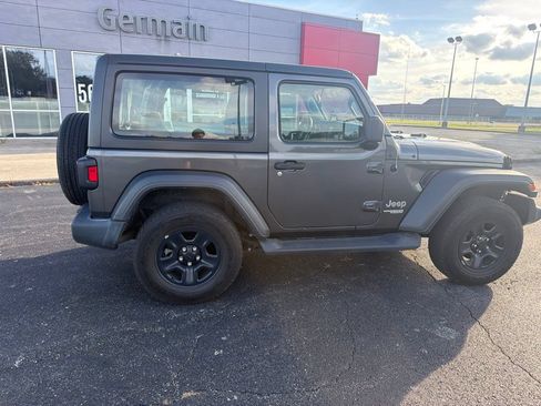 Used 2018 Jeep Wrangler Sport AWD/4WD image 11