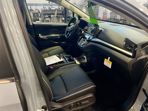 New 2026 Honda Odyssey Elite image 31