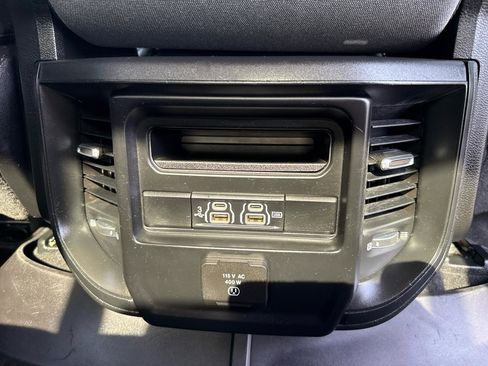 Used 2019 RAM 1500 Big Horn image 26