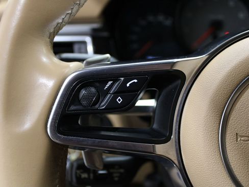 Used 2015 Porsche Macan S image 24