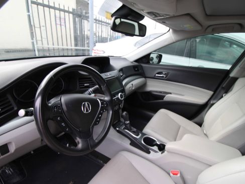 Used 2017 Acura ILX image 18