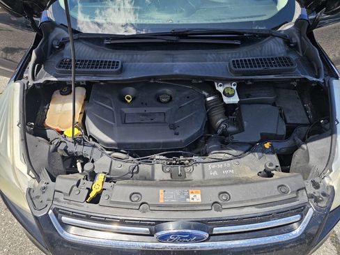 Used 2015 Ford Escape Titanium image 22