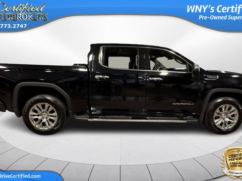 Used 2022 GMC Sierra 1500 Denali image 4