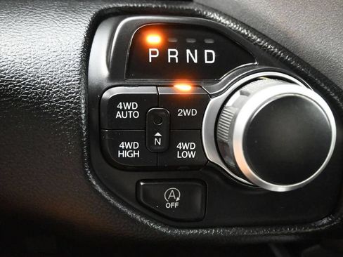 Used 2021 RAM 1500 Big Horn AWD/4WD image 14