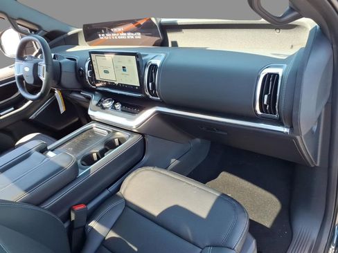 New 2026 Ford Expedition Platinum AWD/4WD image 12