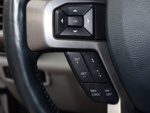 Used 2022 Ford F350 Limited AWD/4WD image 12