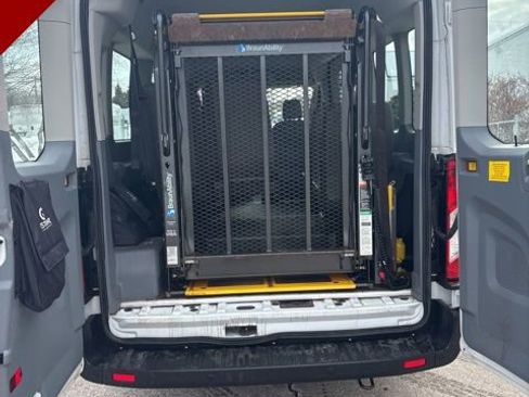 Used 2019 Ford Transit 350 XL image 7