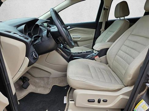 Used 2015 Ford Escape Titanium FWD image 16