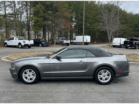 Used 2014 Ford Mustang V6 w/ Equipment Group 102A image 2