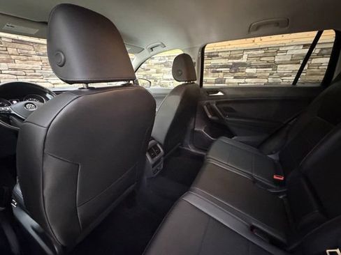 Used 2019 Volkswagen Tiguan SE AWD/4WD image 29