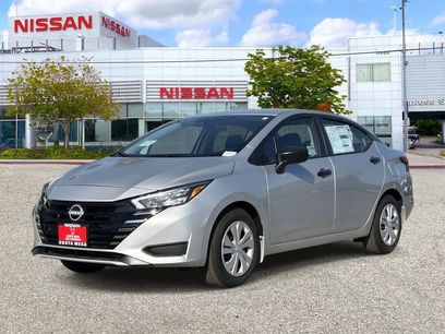 New 2025 Nissan Versa S w/ Trunk Package
