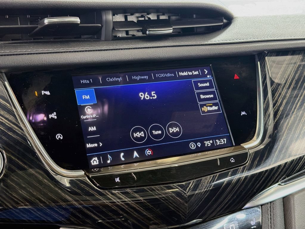 Certified 2024 Cadillac XT6 Premium Luxury w/ Technology Package AWD/4WD image 16