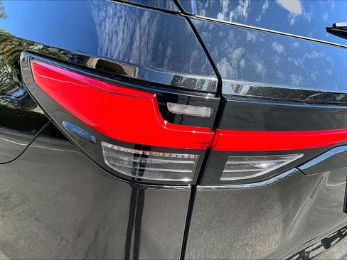 New 2026 Lexus TX 550h AWD Plug-In Hybrid image 12