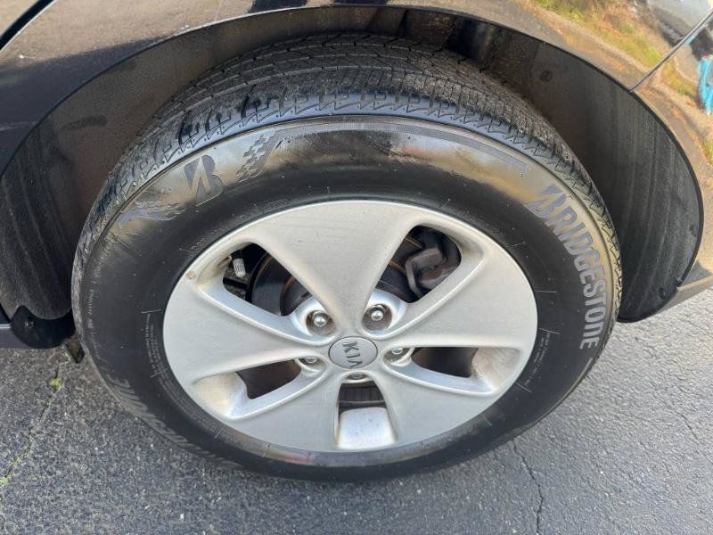 Used 2016 Kia Soul FWD image 22