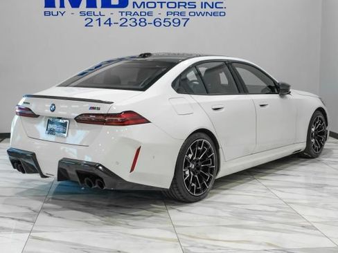 Used 2025 BMW M5 w/ Carbon Package AWD/4WD image 12