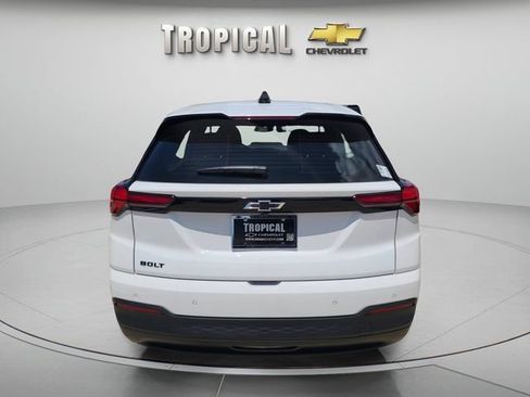 New 2027 Chevrolet Bolt LT FWD image 4