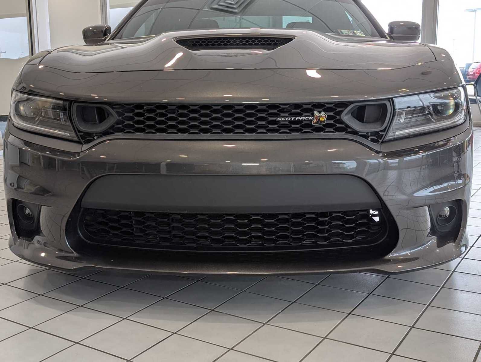 Used 2022 Dodge Charger Scat Pack RWD image 2