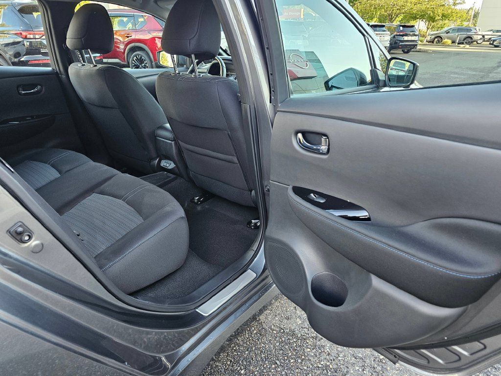 Used 2023 Nissan Leaf SV Plus FWD image 14