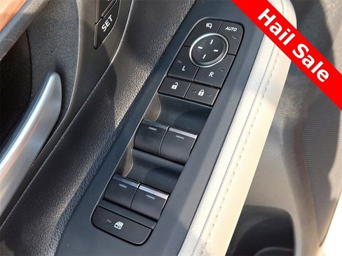 Used 2024 Toyota Grand Highlander Limited image 35