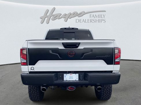 Used 2023 Nissan Titan PRO-4X w/ Off Road Protection Package image 5