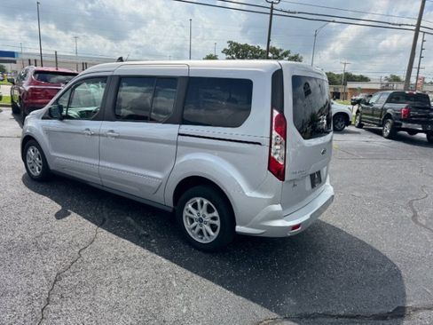 Used 2022 Ford Transit Connect XLT FWD image 3