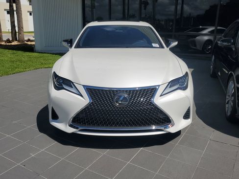 Used 2022 Lexus RC 300 image 2