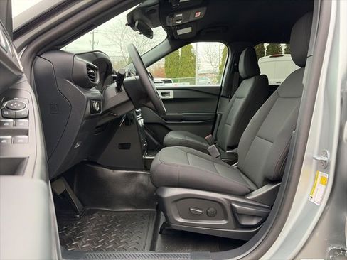 Used 2025 Ford Explorer 4WD Police Interceptor image 16