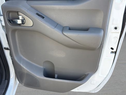 Used 2019 Nissan Frontier SV RWD image 30