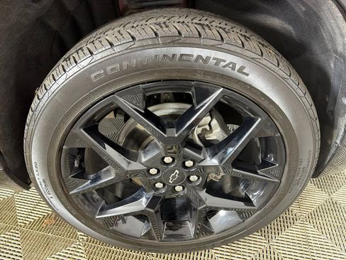 Used 2024 Chevrolet Traverse RS AWD/4WD image 14