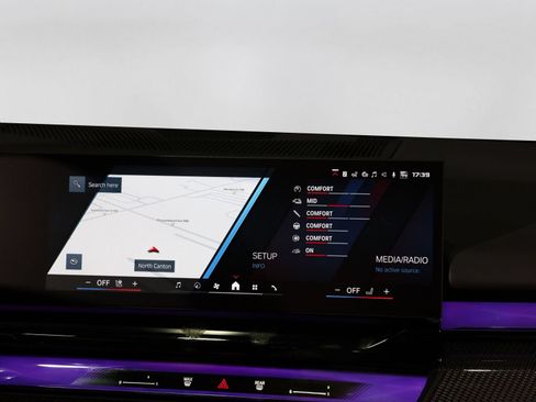 Used 2026 BMW M5 Touring w/ Executive Package AWD/4WD image 31