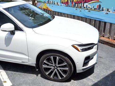 Used 2023 Volvo XC60 B6 Ultimate w/ Protection Package Premier AWD/4WD image 31