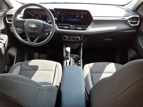 Used 2024 Chevrolet TrailBlazer LT image 24