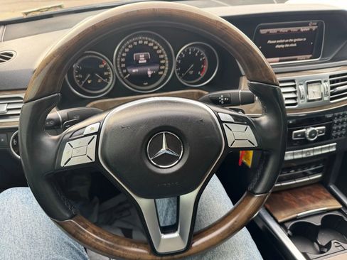 Used 2014 Mercedes-Benz E 350 4MATIC Sedan w/ Premium 1 Package image 18