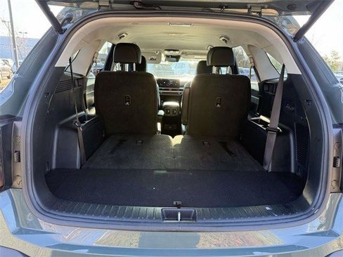Used 2025 Kia Sorento EX image 17