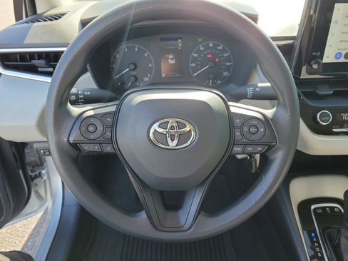 Certified 2025 Toyota Corolla LE image 22