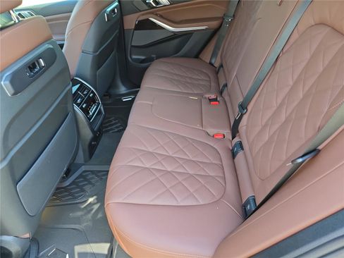 New 2026 BMW X5 xDrive40i AWD/4WD image 15