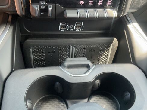 New 2026 RAM 2500 Big Horn AWD/4WD image 27