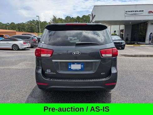 Used 2015 Kia Sedona EX w/ EX Premium Package FWD image 5