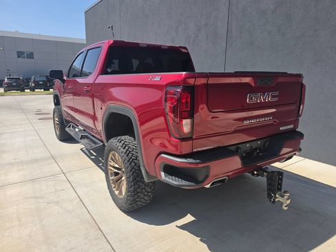 Used 2024 GMC Sierra 1500 Elevation w/ X31 Off-Road Package AWD/4WD image 6