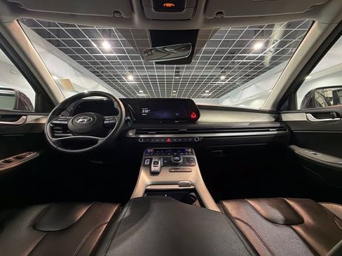 Used 2024 Hyundai Palisade SEL FWD image 16