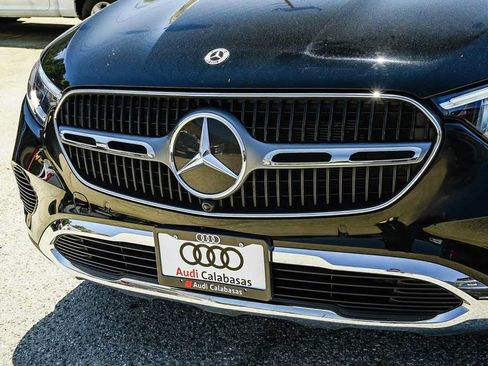 Used 2024 Mercedes-Benz GLC 300 image 8