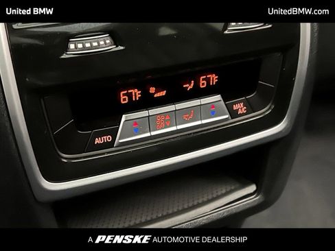 Used 2023 BMW X7 xDrive40i image 13
