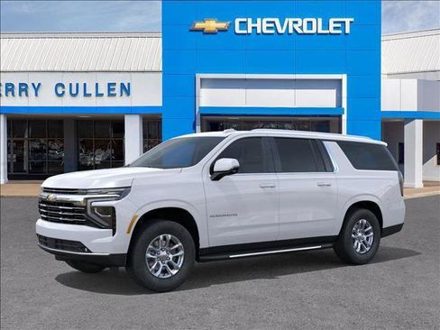 New 2026 Chevrolet Suburban LT w/ Comfort Package RWD image 2