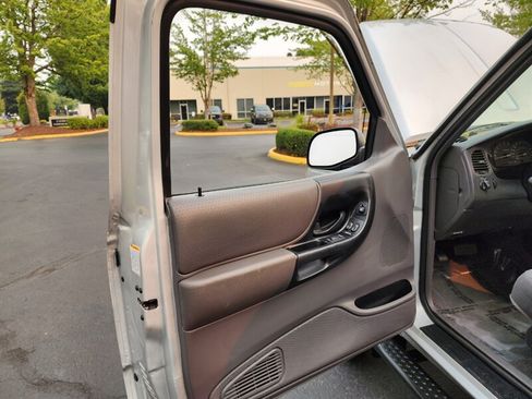 Used 2001 Ford Ranger 4x4 SuperCab image 31