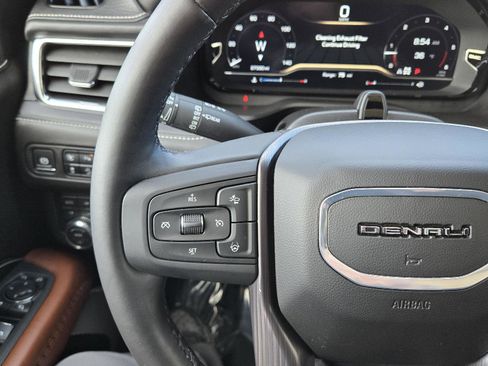 Used 2024 GMC Yukon Denali Ultimate image 41