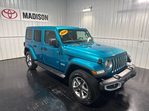 Used 2020 Jeep Wrangler Unlimited Sahara AWD/4WD image 4