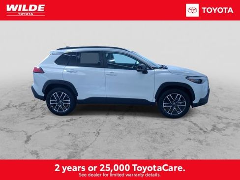 New 2026 Toyota Corolla Cross XLE image 2