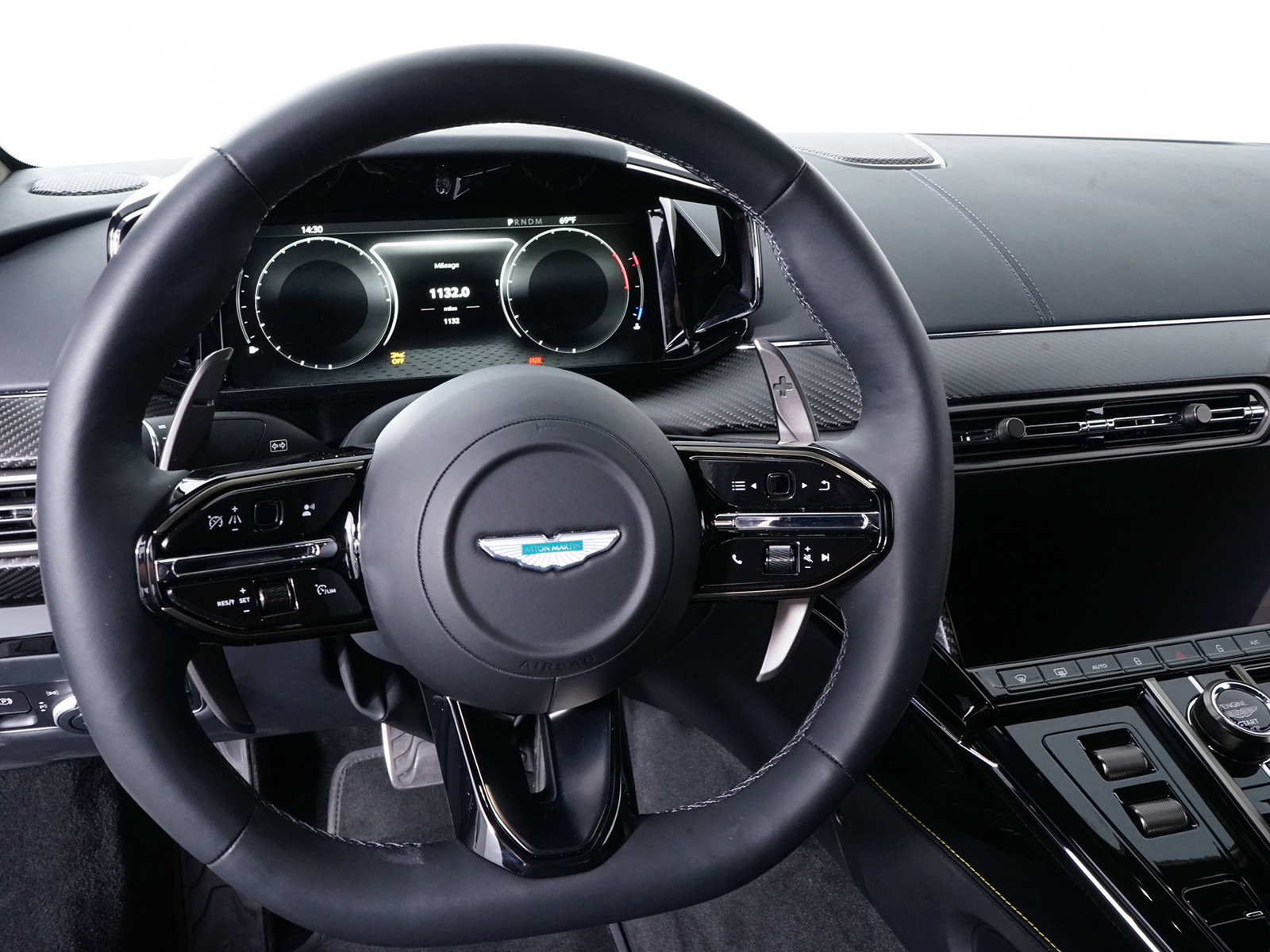 Used 2026 Aston Martin V8 Vantage Coupe RWD image 20